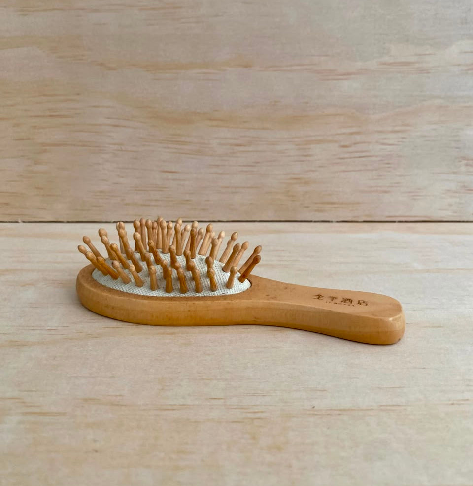 Cepillo de cabello - pequeño